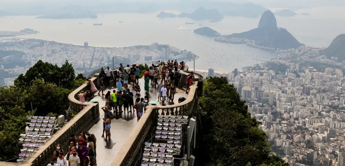 Embratur e Google firmam parceria para digitalizar turismo