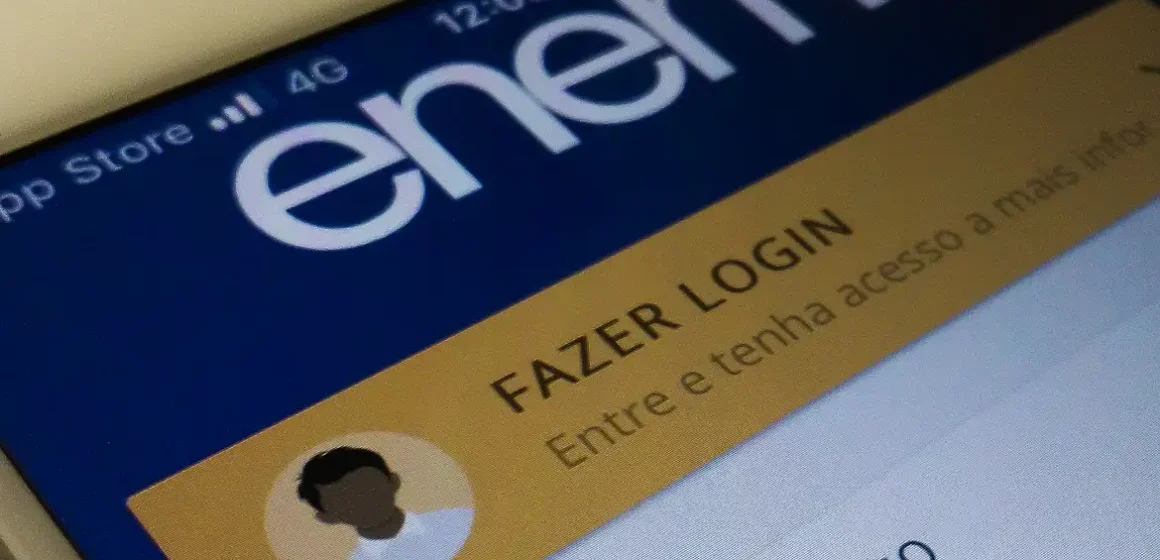 Golpistas usam página falsa do Enem para roubar dinheiro da inscrição