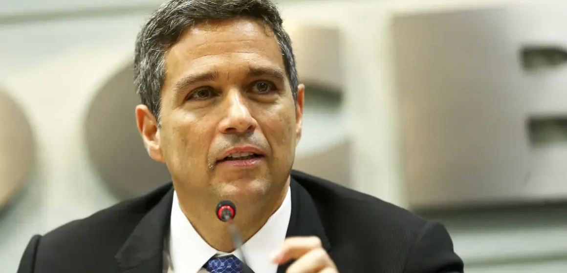 Por suposto conflito de interesses, PT entra com ação na Justiça contra presidente do Banco Central