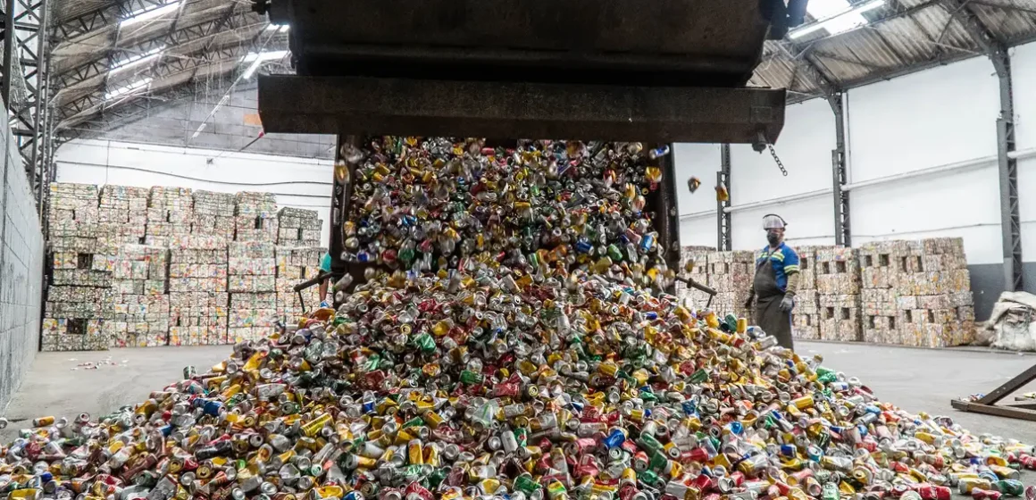 Iniciativas apontam soluções eficientes para resíduos urbanos