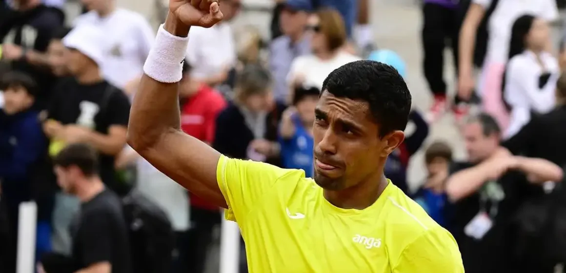 Tenista Thiago Monteiro tem vaga confirmada na Olimpíada de Paris