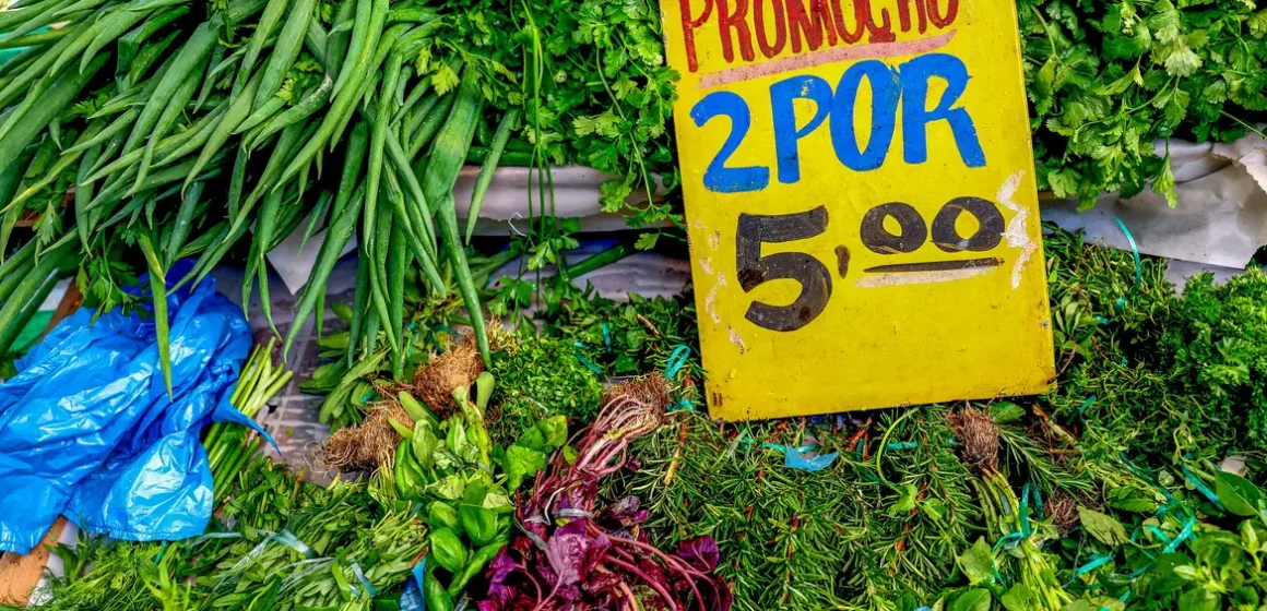 Real completa 30 anos com desafio de manter poder de compra