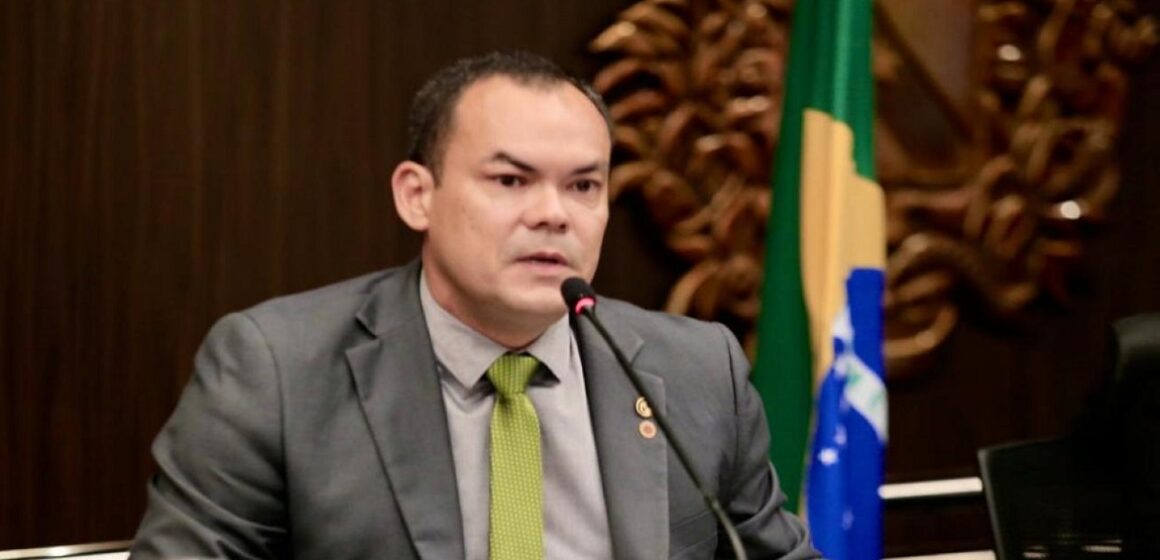 Deputado Lu Ogawa propõe que transportes coletivos aceitem pagamento por PIX