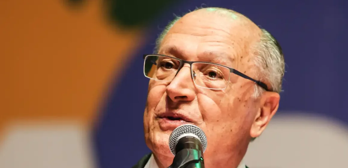 Selo Verde ajudará a neoindustrialização do Brasil, diz Alckmin