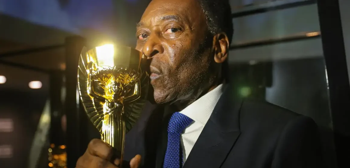 34812254320_598bab7ff3_o Lei institui 19 de novembro como Dia do Rei Pelé