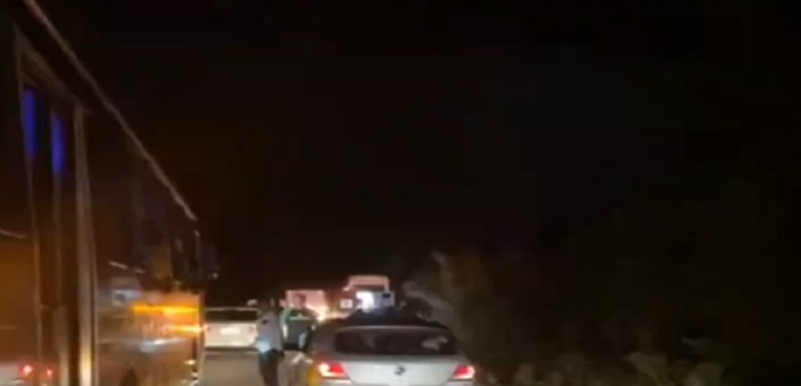 acid Em Capanema, ônibus de passeio tomba e deixa 35 feridos