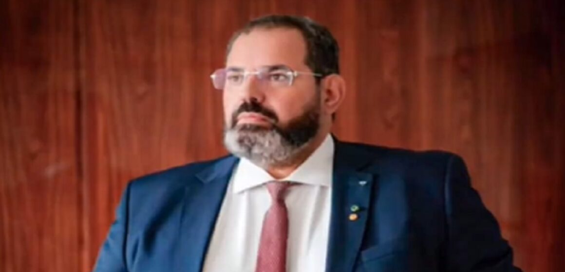 edu Dr. Eduardo Werneck explica novo tratamento para câncer de mama