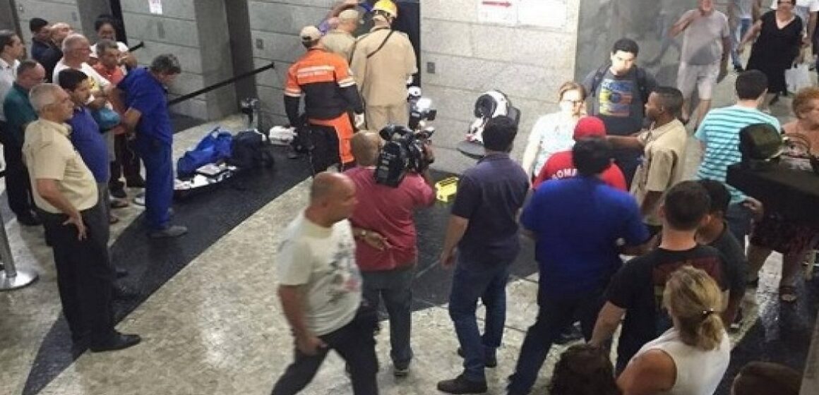 elvador_large No Rio de Janeiro, 3 elevadores despencam e deixam dois mortos e um ferido