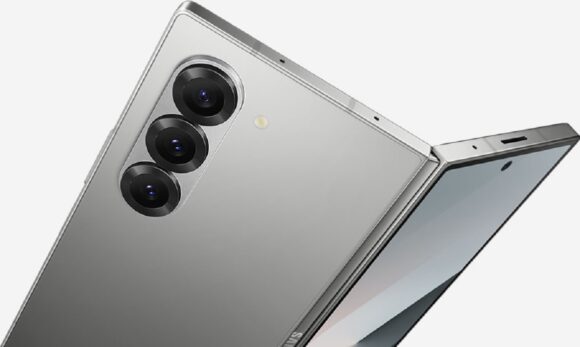 Novos celulares dobráveis e fone de ouvido são lançados pela Samsung