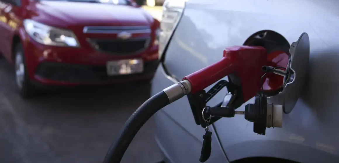 Postos de combustível de Belém registram preço da gasolina em mais de R$ 6,10
