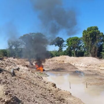 Ibama fecha garimpo clandestino em terra indígena de Altamira            