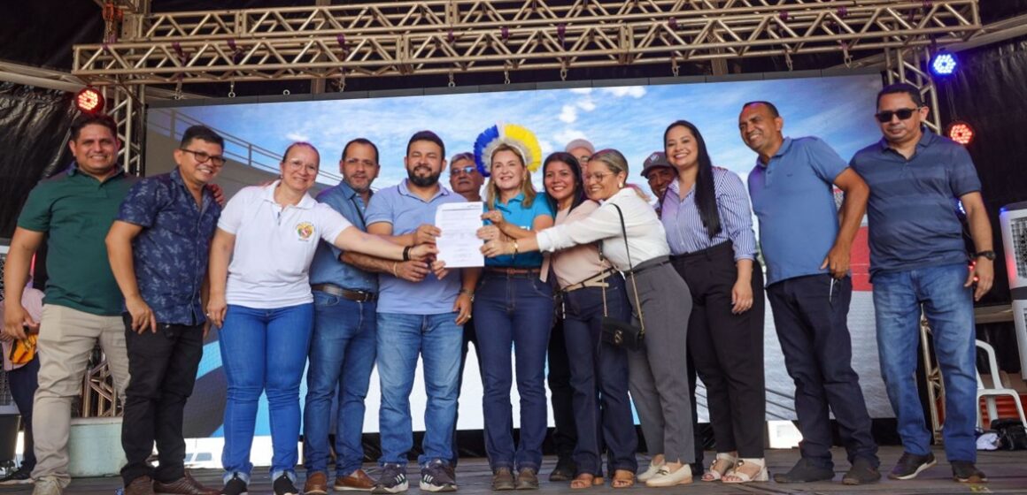 20590_60d98bfd-38eb-baa7-99ae-d746e7a6a0a2 Governo do Pará assina a Ordem de Serviço para construção do novo Tribódromo, em Juruti