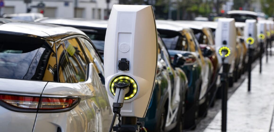 304e2a12-carro-eletrico-no-brasil Estudo mostra que nos EUA quase metade dos proprietários de carros elétricos querem voltar a usar veículos a gasolina