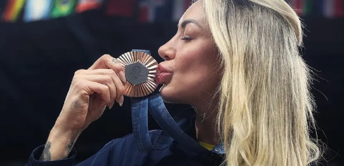 Brasileiros garantem R$ 5,39 milhões em prêmios pelo COB após conquistarem medalhas em Paris