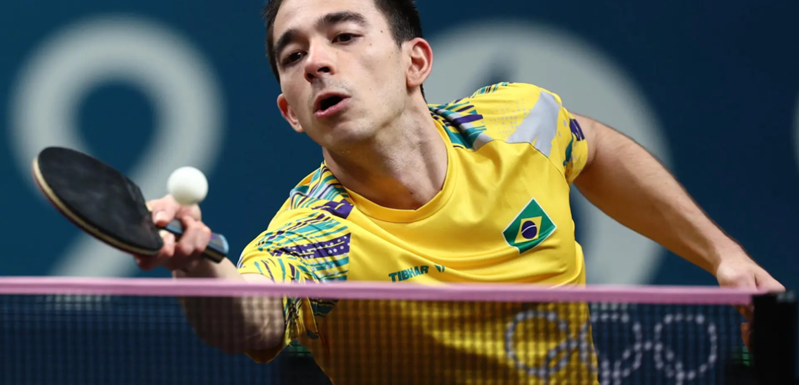 Hugo Calderano perde semifinal e vai disputar o bronze do tênis de mesa em Paris