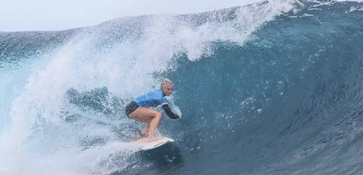 Tatiana_Weston_Webb_surfa_na_final_olimpica_Foto_William_Lucas_COB_6fdb8ae136 Brasileira Tati Weston-Webb é medalha de prata nas ondas de Teahupo´o nas Olimpíadas
