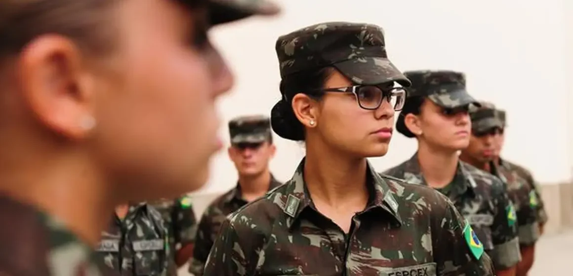 aman_3 Mulheres poderão se alistar no serviço militar aos 18 anos