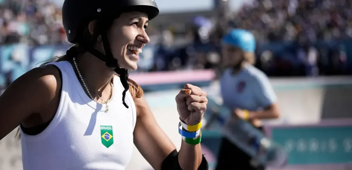 Dora Varella leva 4º lugar inédito para Brasil no skate park feminino