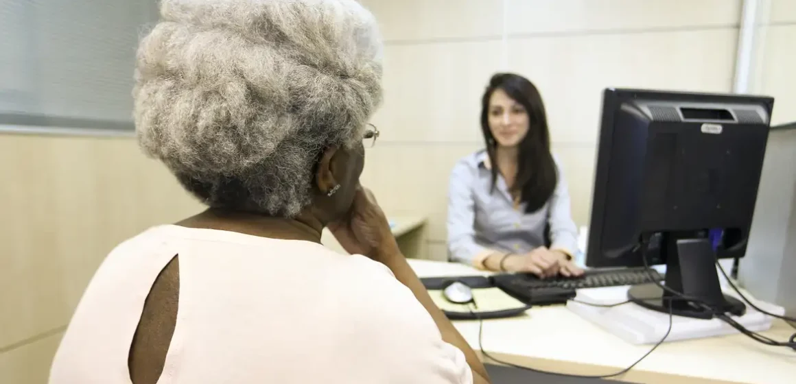 mcamg_abr_06092018_9648_1 CAE aprova projeto que isenta FGTS e INSS de aposentados contratados