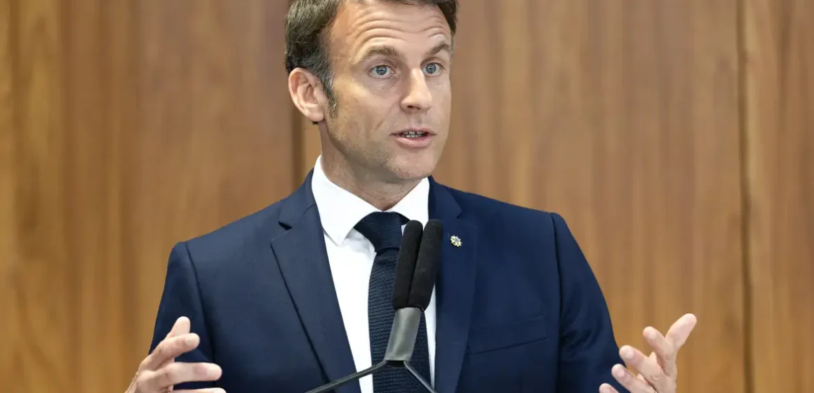 pzzb3825 Macron elogia posição do Brasil em relação à Venezuela