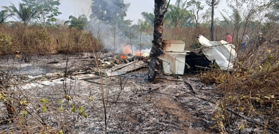 Avião de pequeno porte cai no Mato Grosso e deixa 5 mortos