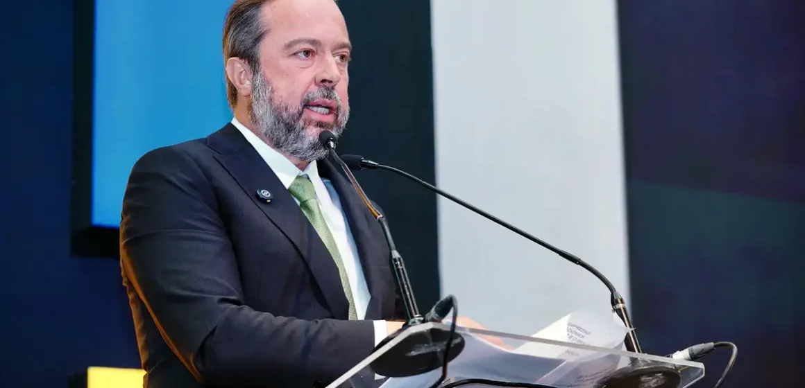 “Fase quase final”, diz ministro sobre licença para margem equatorial
