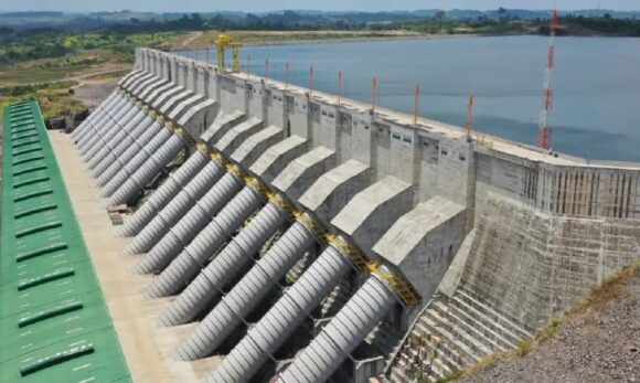 Menos de 3% da energia projetada é gerada por Belo Monte com a seca