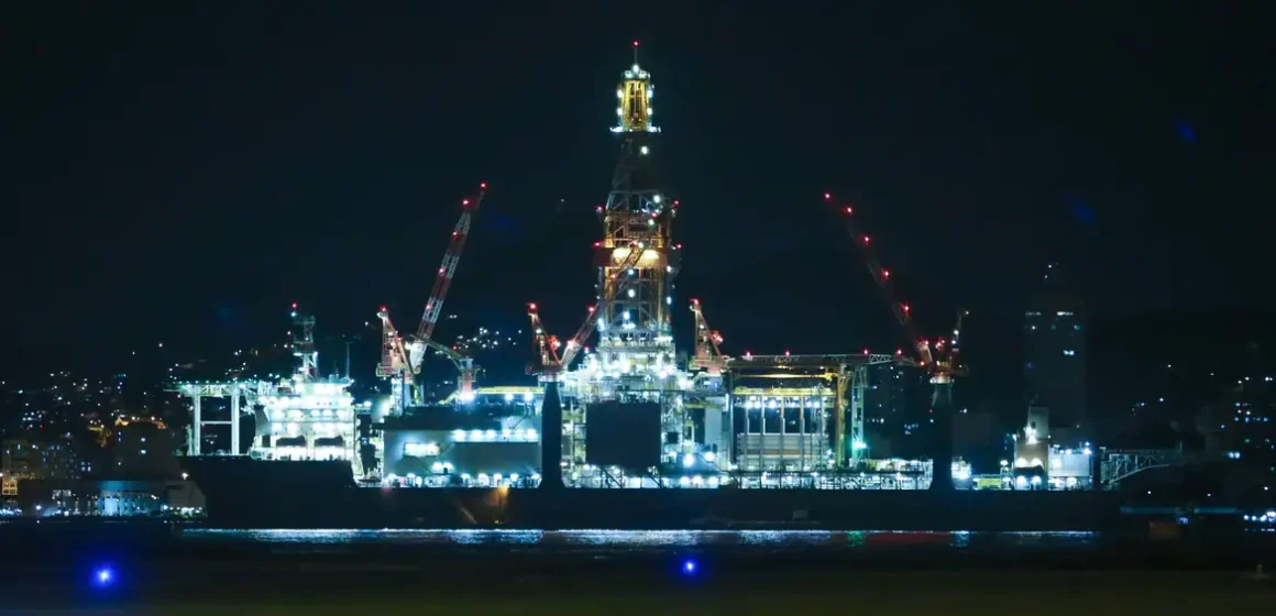 Petrobras produz 2,7 milhões de barris de petróleo no 3º trimestre