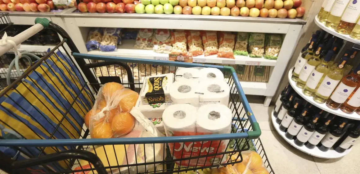 Consumo nos supermercados cresce 2,52% no acumulado do ano