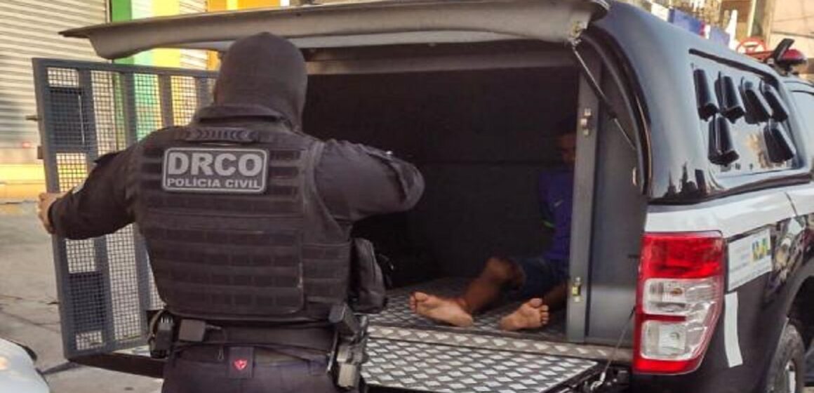 Mais de 100 prisões no combate a facções criminosas foram realizadas pela Polícia Civil em 2024