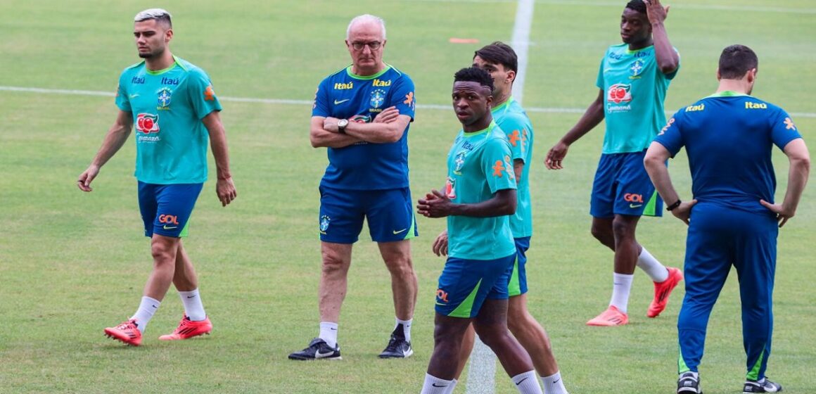 Seleção Brasileira treina no Mangueirão