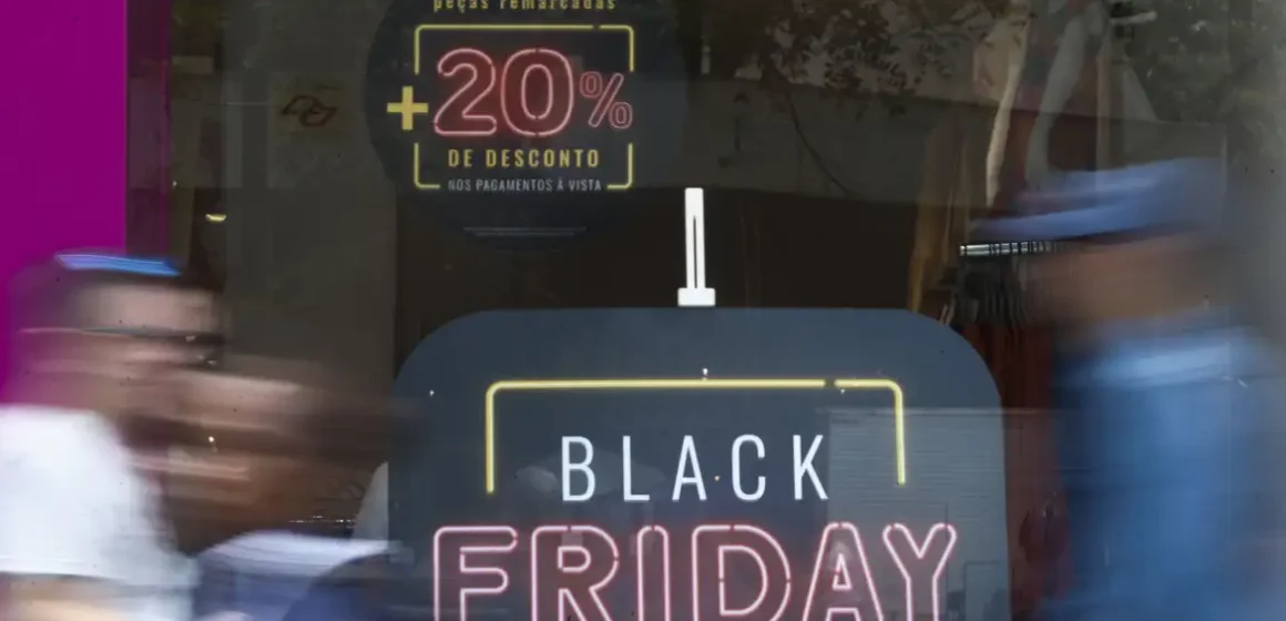 black_friday_11_0 (1) Nove em cada dez brasileiros pretendem comprar algo na Black Friday