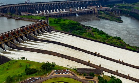 Com objetivo de reduzir conta de luz, Aneel autoriza repasse de R$ 1,3 bi de bônus de Itaipu