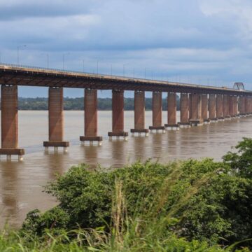 Alerta é emitido em Marabá sobre risco de contaminação no Rio Tocantins após queda de ponte
