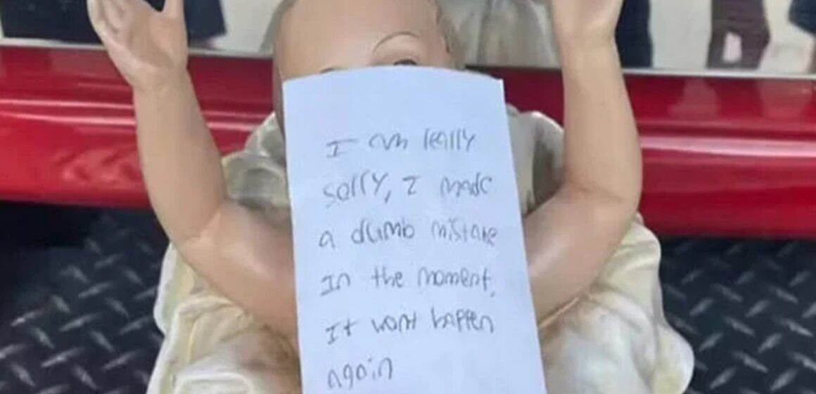 Homem rouba imagem de Jesus nos Estados Unidos, se arrepende e a devolve