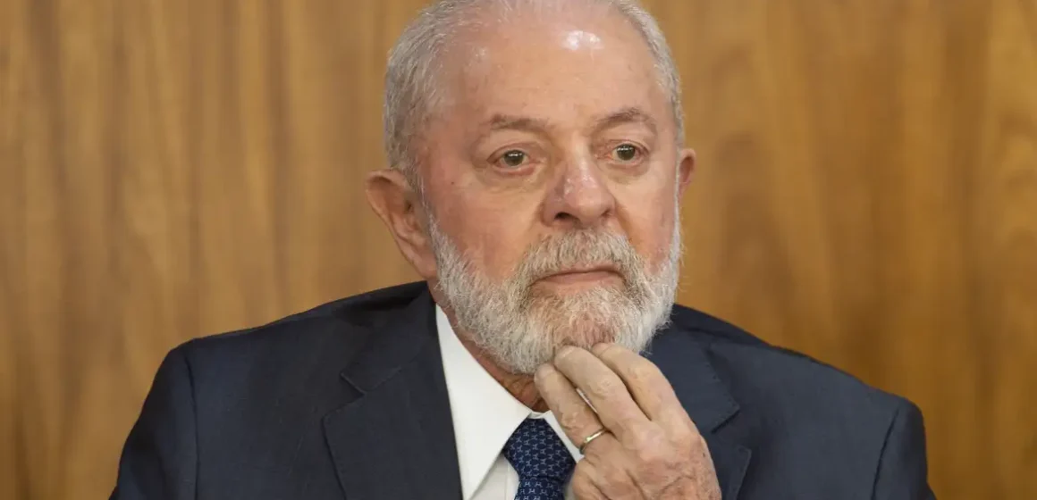 Lula passa por cirurgia urgente e passa bem, dizem médicos
