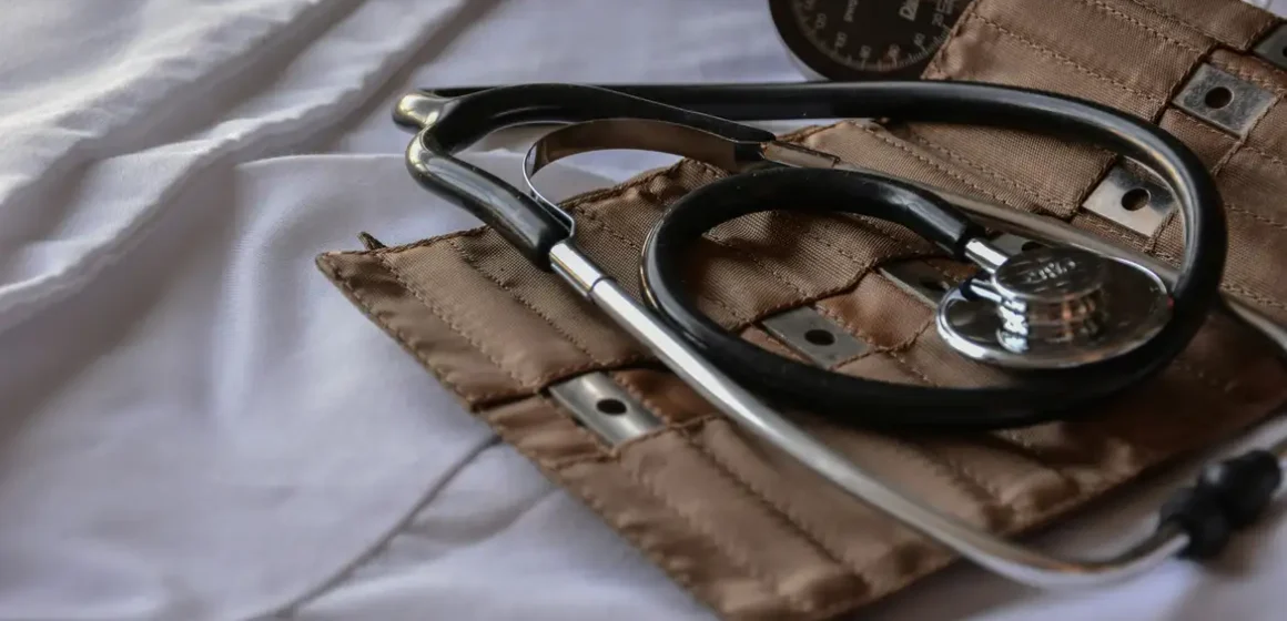 Número de médicos no Brasil aumenta 23,6% de 2019 a 2023