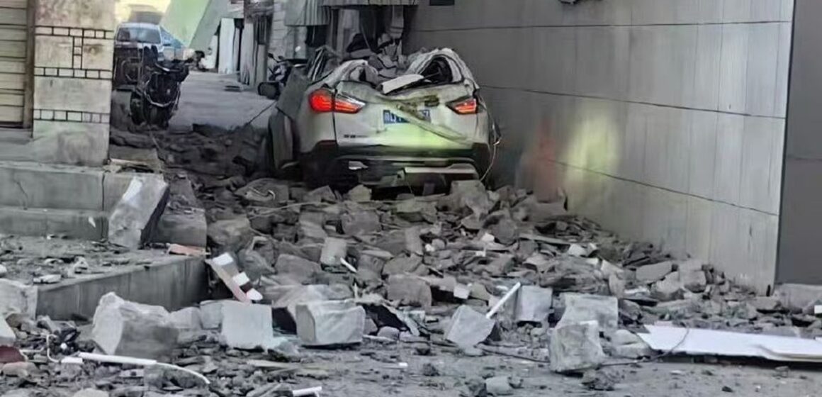 Terremoto entre o Tibete e o Nepal deixa 95 mortos e mais de 100 feridos