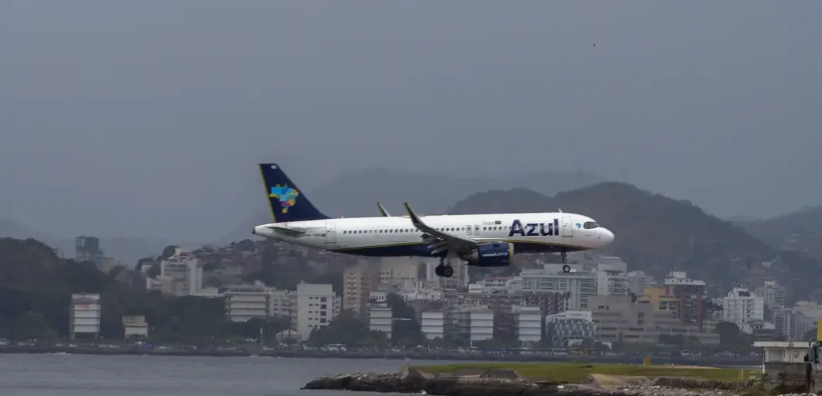 Preço médio de passagens aéreas diminuiu 5,1% em 2024, diz ministro
