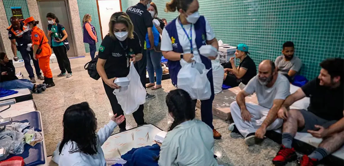 Governo vai montar posto de acolhimento para deportados dos EUA