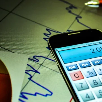 Nestes primeiros dias de 2025, R$ 3,4 bilhões já foram retirados da bolsa brasileira por investidores estrangeiros