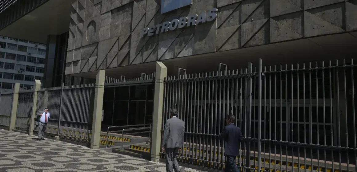 Petrobras informa aumento das reservas provadas de óleo e gás em 2024