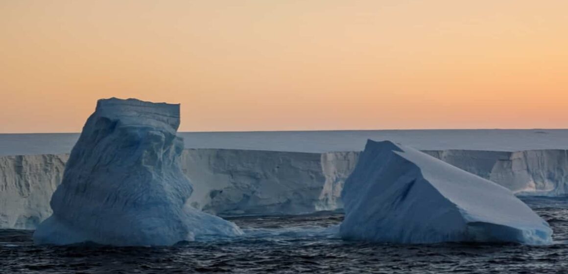 Catástrofe natural pode ser causada por maior iceberg do mundo