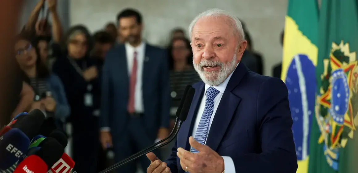 Vamos baixar o custo de vida, afirma Lula