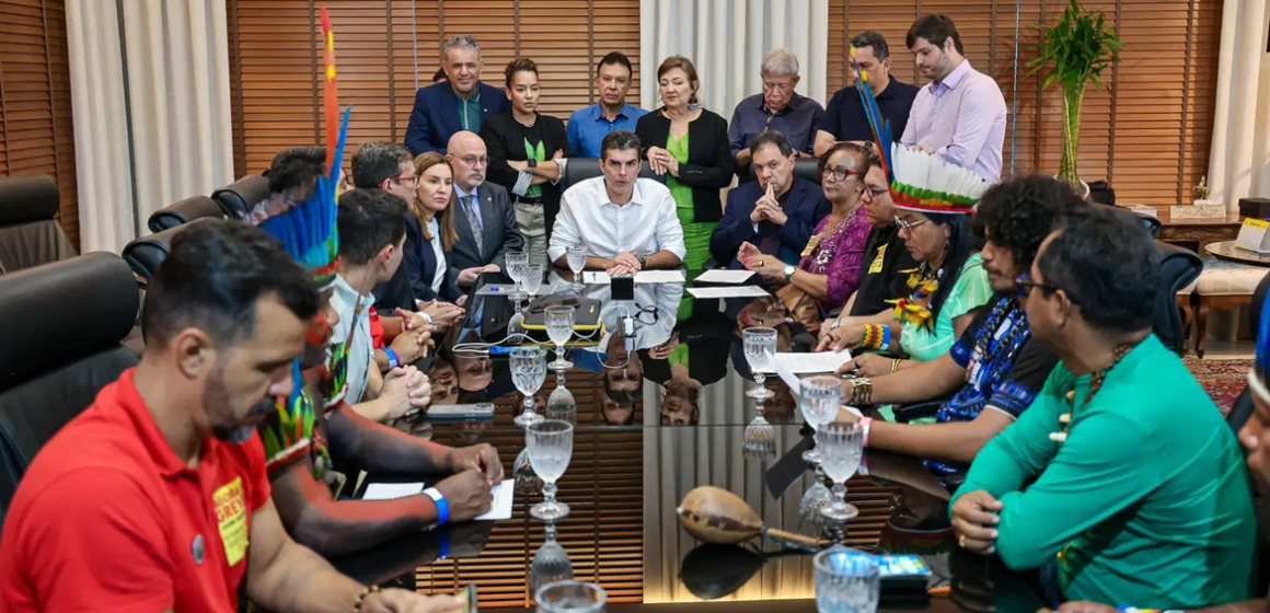 Governo do Pará, Sintepp e lideranças indígenas firmam acordo para encerrar manifestações