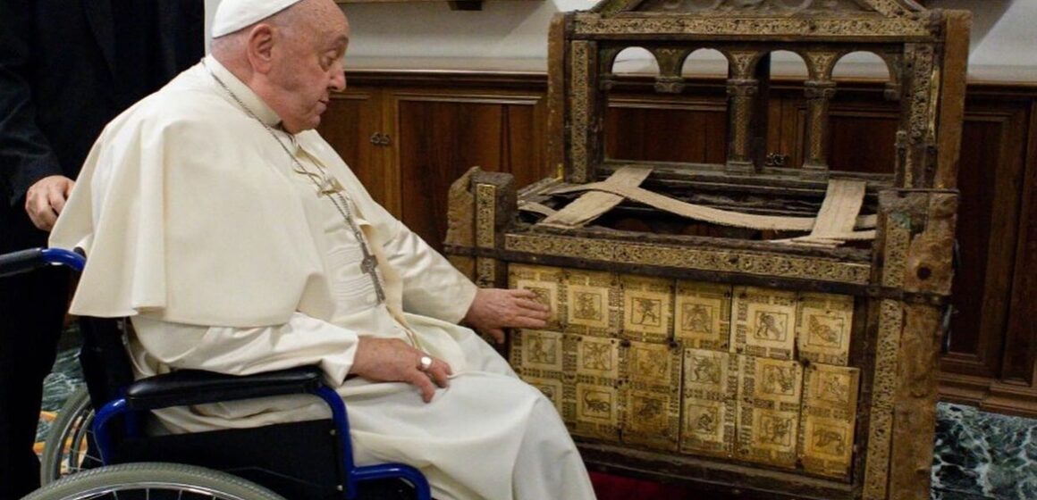 Vaticano informa piora no quadro respiratório do Papa Francisco