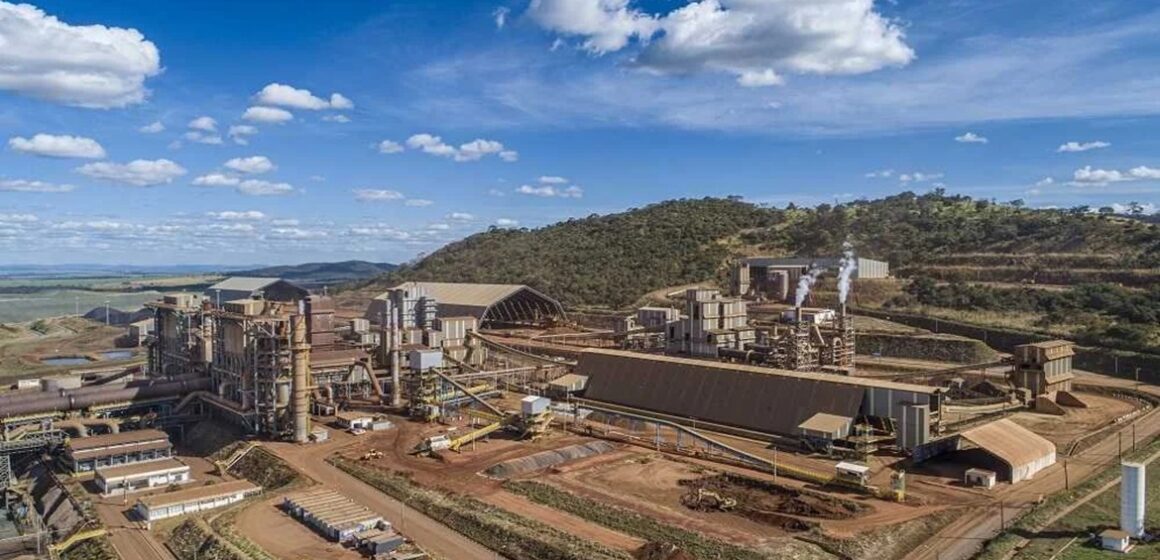Operação de níquel no Brasil é vendida por gigante da mineração por US$ 500 milhões