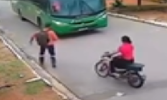 Em Curionópolis, mulher tenta atropelar ex-marido com moto após fim do relacionamento