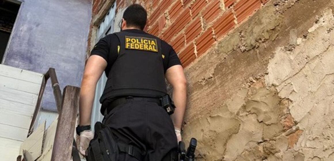 Polícia Federal desfaz esquema de corrupção no INSS envolvendo “idosos de aluguel”