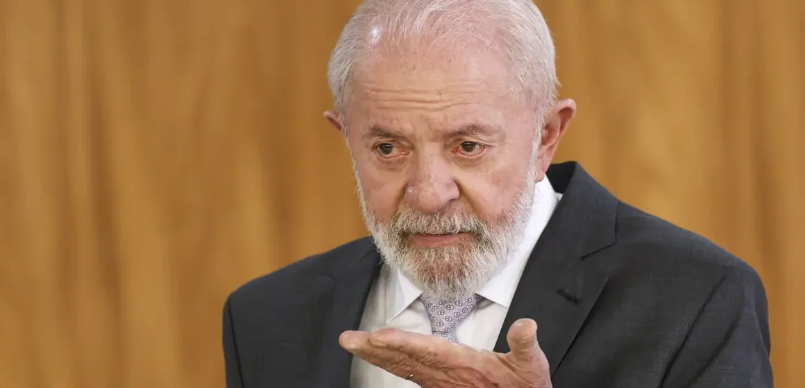 Lula defende presunção de inocência a denunciados por golpe de Estado